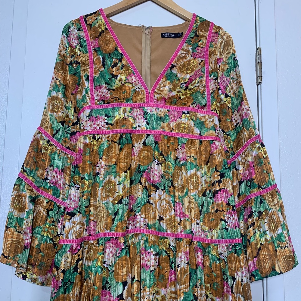 Nasty Gal Floral Dress Size 6